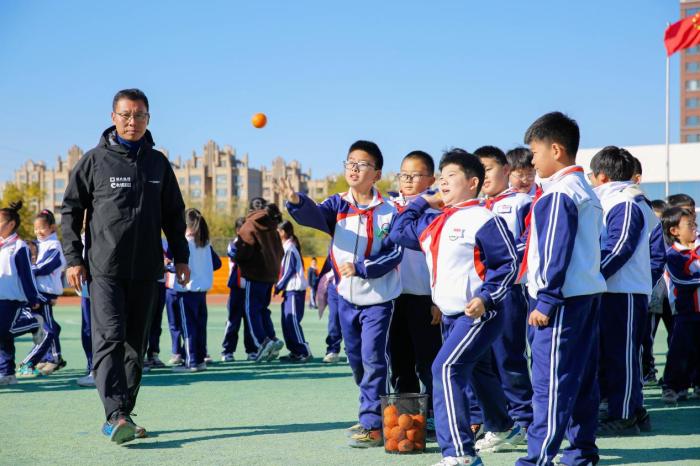 2025年快乐垒球进社区、进校园系列在辽宁盘锦收