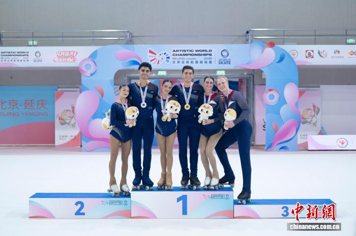 北京收官2025世界花样轮滑
