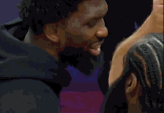 76人逆转黄蜂展现统治力，剑指东部决赛