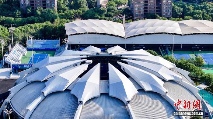 莱巴金娜宁波夺冠 科技穹顶点亮赛事