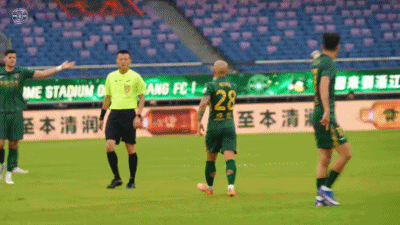 李镇全辱骂外援遭禁赛罚款 俱乐部老板承担罚款