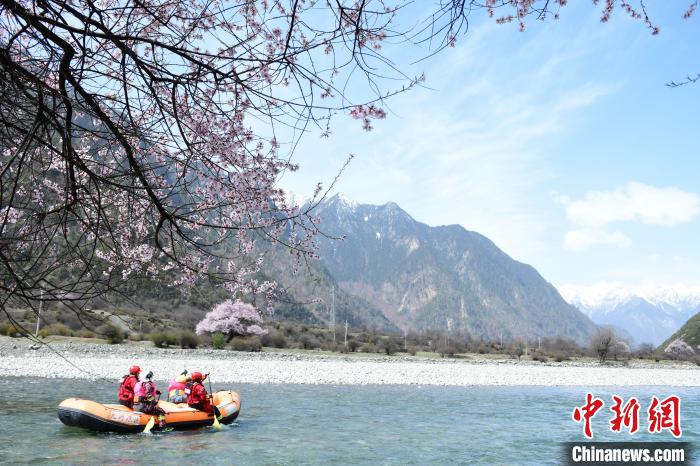 阿依舍·中国漂流联赛西藏工布江达站闭幕，重庆