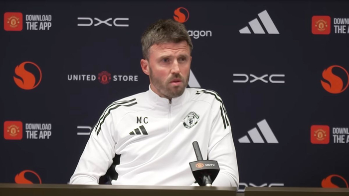 曼联临时主帅卡里克强势回归力拒与索尔斯克亚